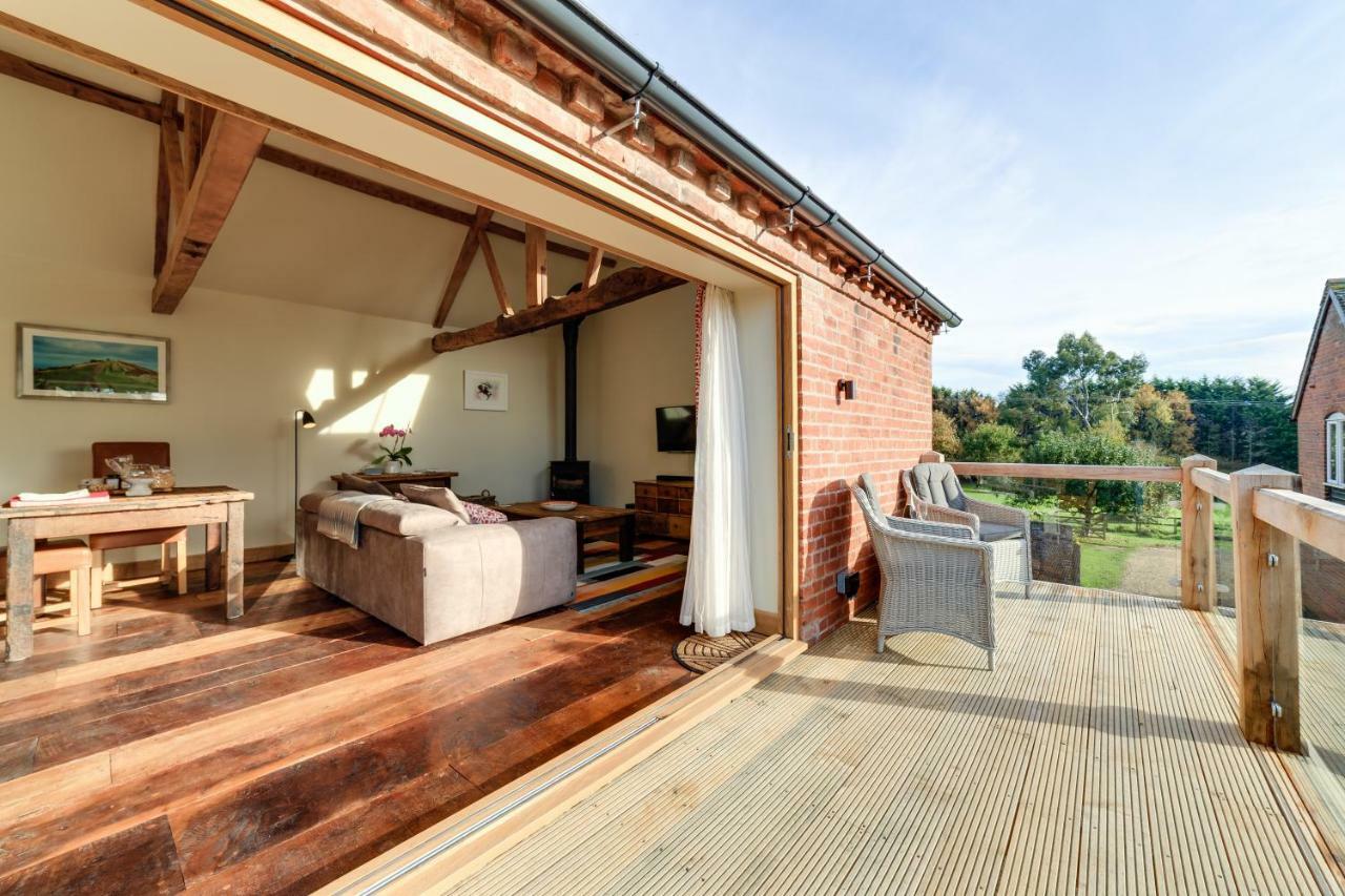 The Stables And Hayloft Villa Ledbury Exterior photo