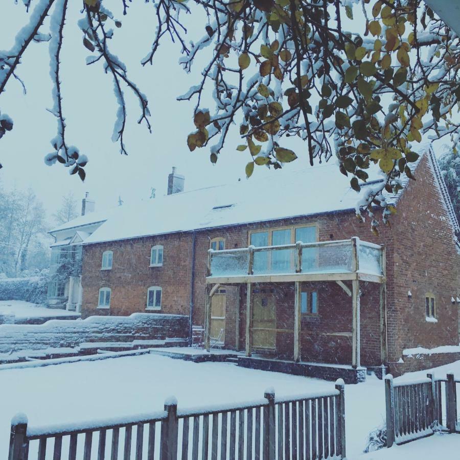 The Stables And Hayloft Villa Ledbury Exterior photo